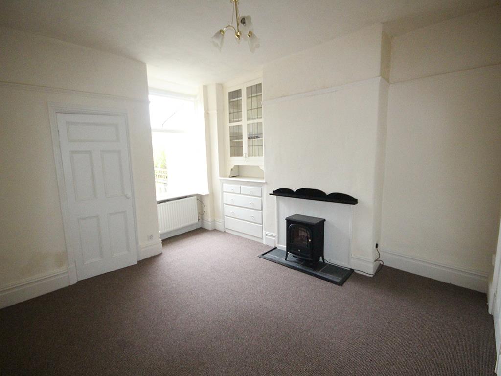 3 bedroom mid terrace house To Let in Colne - IMG_9640.JPG